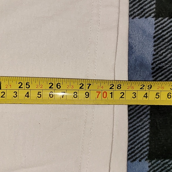 Vintage. Made in Canada.  OTTAWA, CANADA. Tee shirt size Large. - Picture 10 of 15